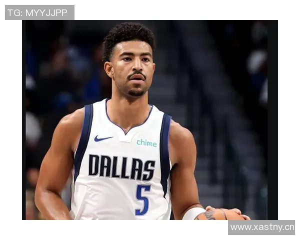 卡梅隆托马斯半场表现抢眼10投6中贡献18分3篮板6助攻1抢断