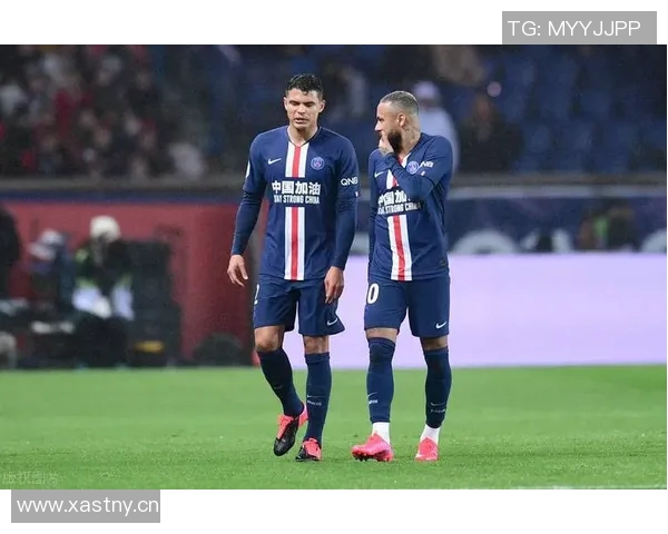 巴黎新援扎巴尔尼23岁表现抢眼空门救险助球队稳固主力地位