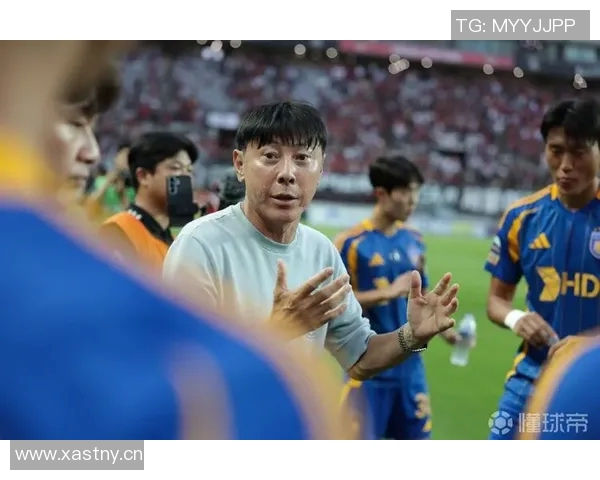 蔚山现代主帅申台龙上任仅65天即遭解职球队战绩不佳引发关注