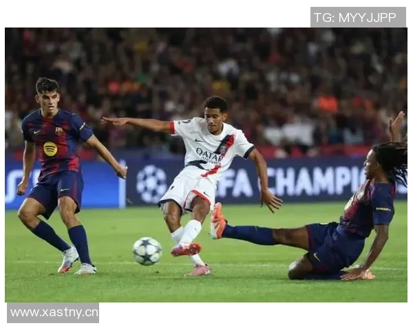 纳斯里：巴黎统治力显著下半场压制巴萨几乎窒息