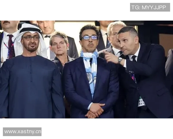 特朗普与曼城老板曼苏尔会晤探讨无限资金投资足球未来的可能性 特朗普与曼城老板曼苏尔会晤探讨无限资金投资足球未来的可能性