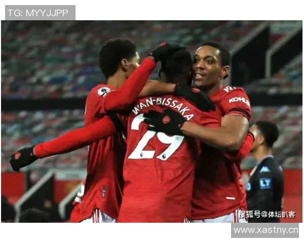 利物浦足球俱乐部在深圳开设新店名宿麦克马纳曼亲临助阵庆祝活动